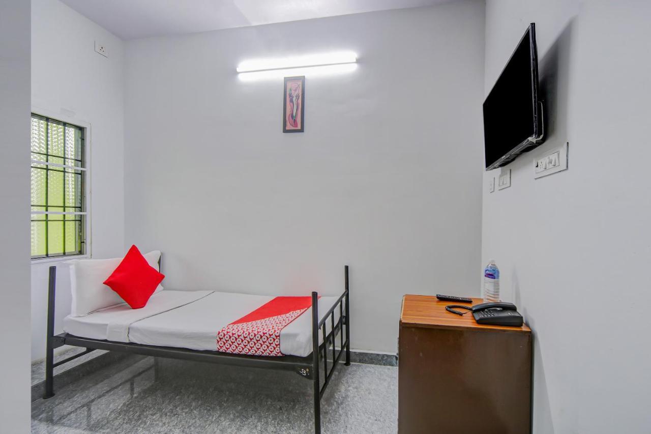פונדיצ'רי Oyo 81673 D Anchorage Inn מראה חיצוני תמונה