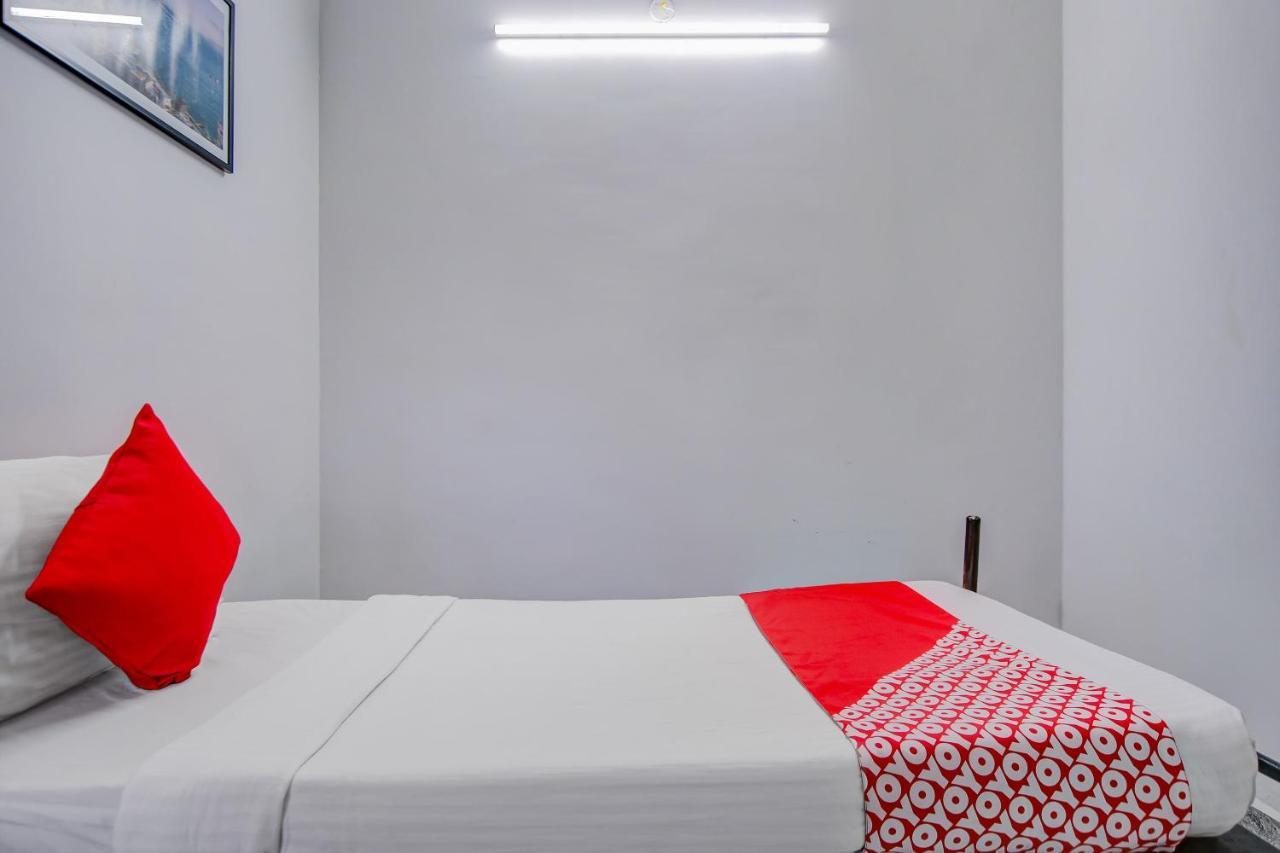 פונדיצ'רי Oyo 81673 D Anchorage Inn מראה חיצוני תמונה